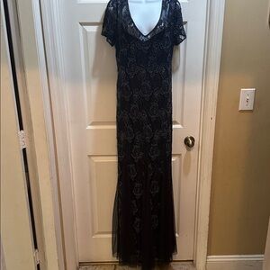 Adrianna Papell Black Garment. Navy blue Size 16